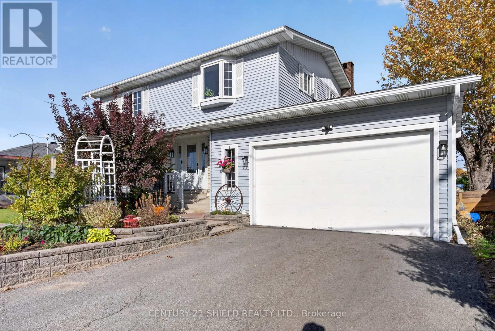 1319 Aubin Avenue Property Photo 1