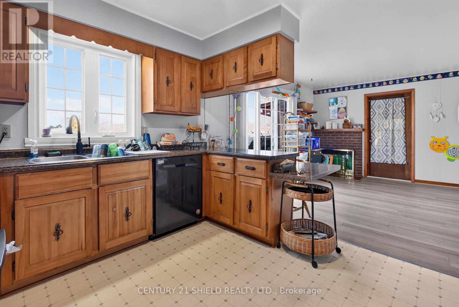 1319 Aubin Avenue Property Photo 8