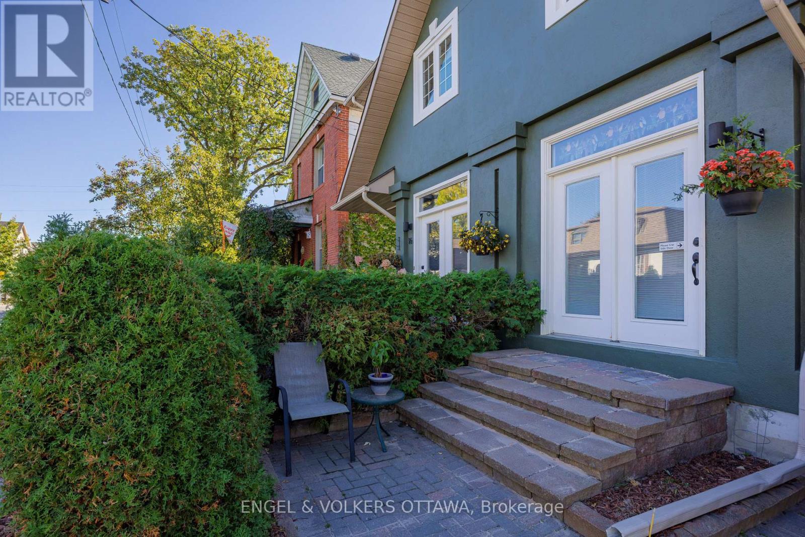 14 Prince Albert Street Property Photo 3