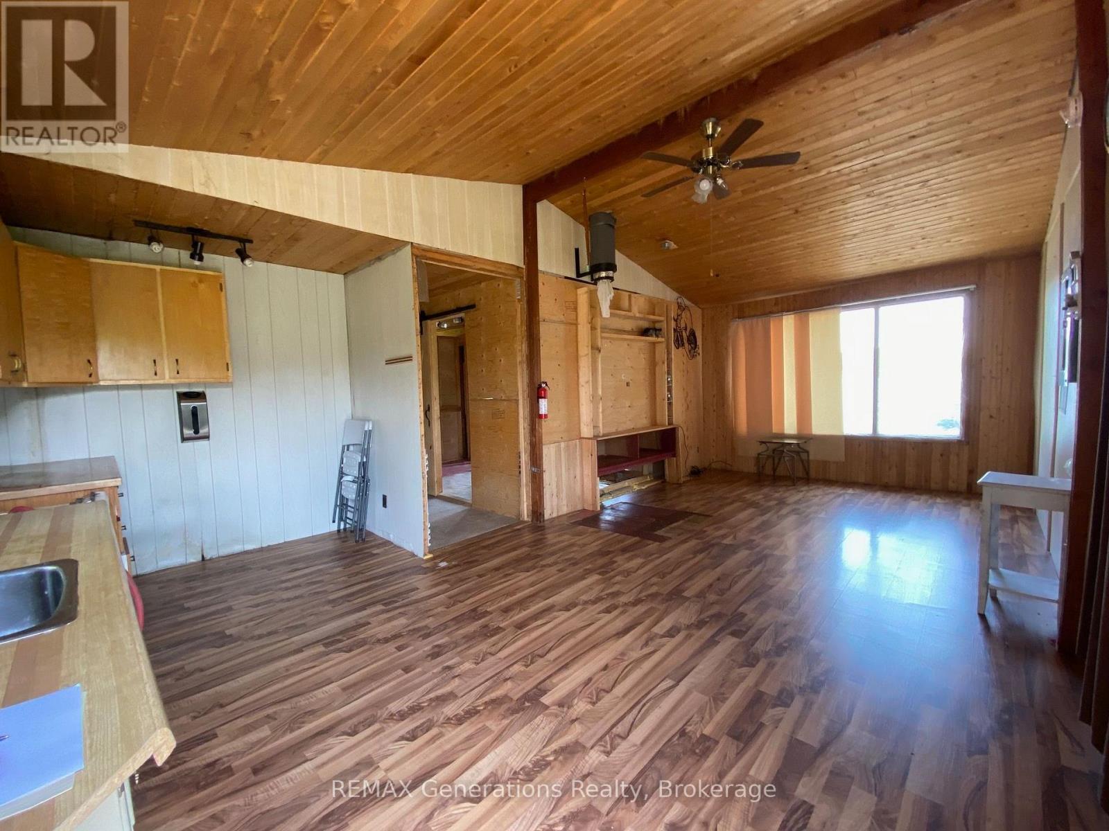 64 Sunrise Lane Property Photo 9