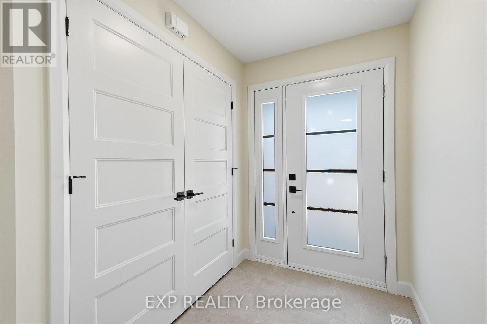 144 Elizabeth Street Property Photo 4