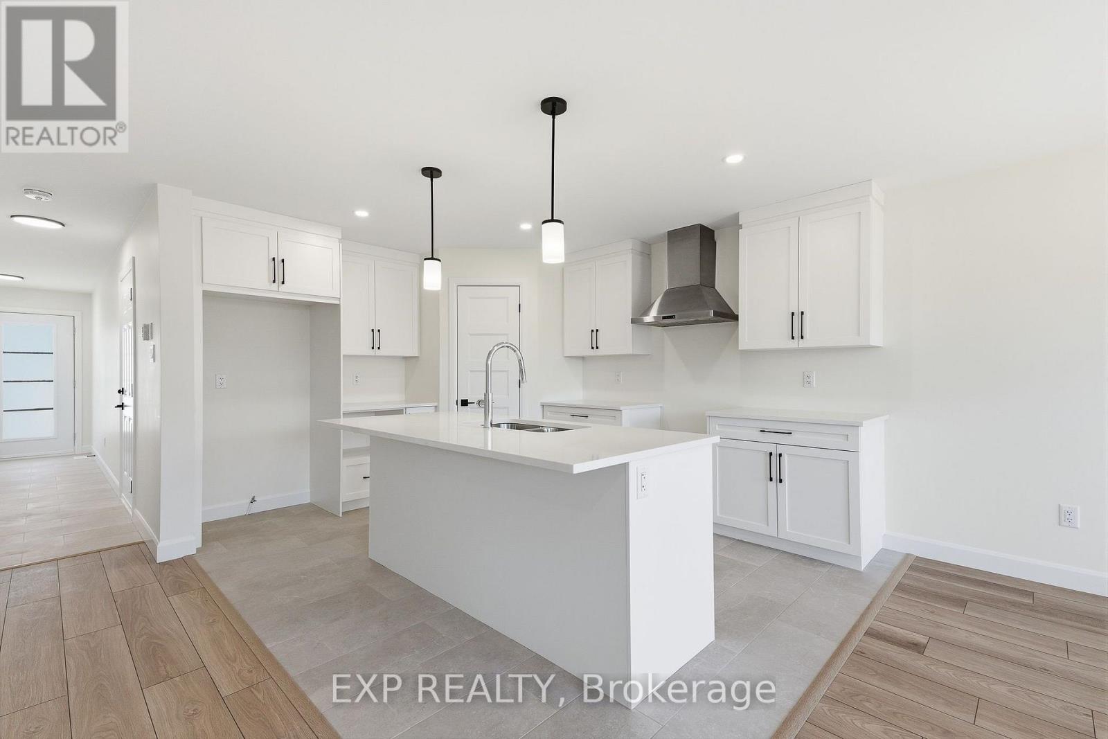 144 Elizabeth Street Property Photo 7