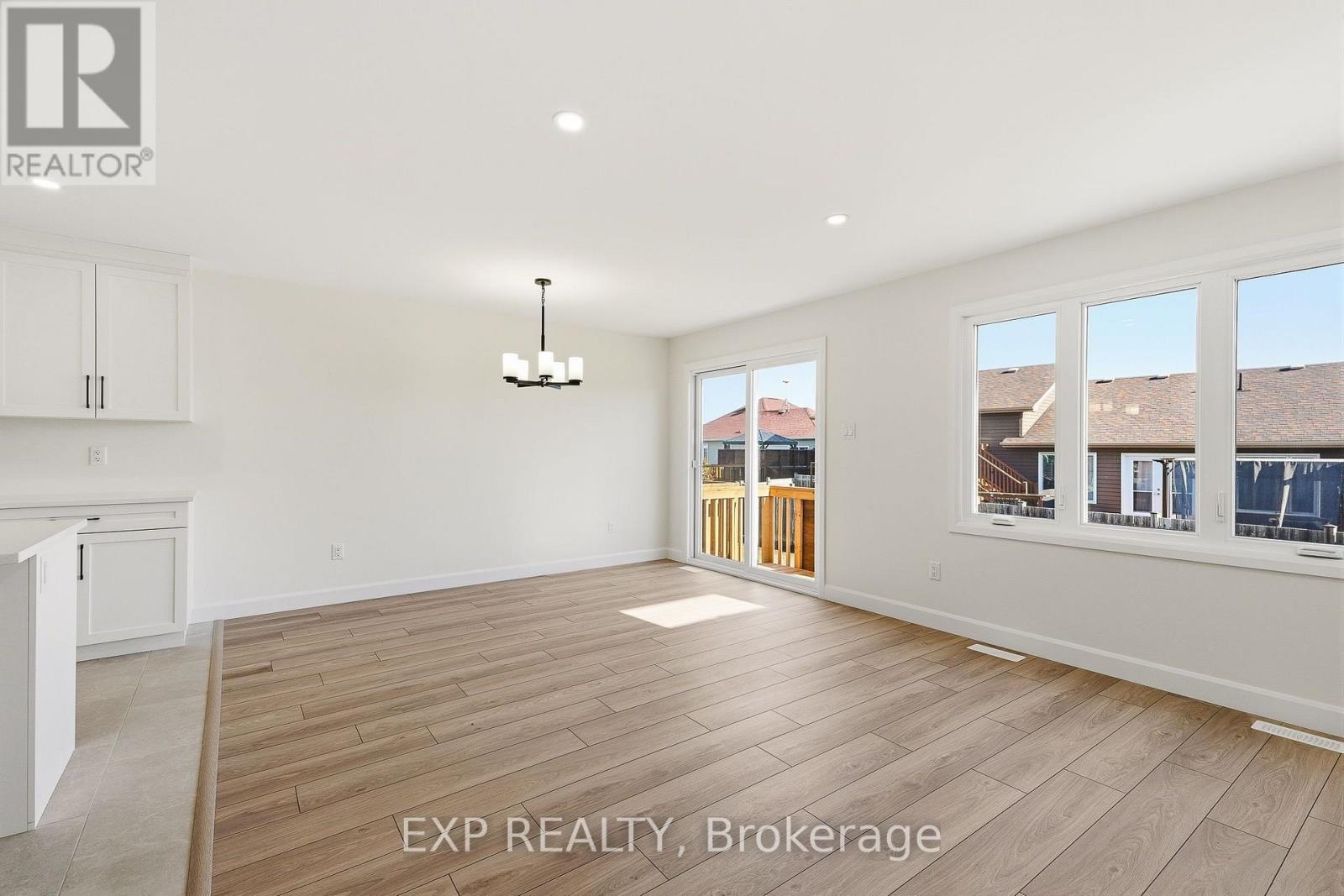 144 Elizabeth Street Property Photo 14
