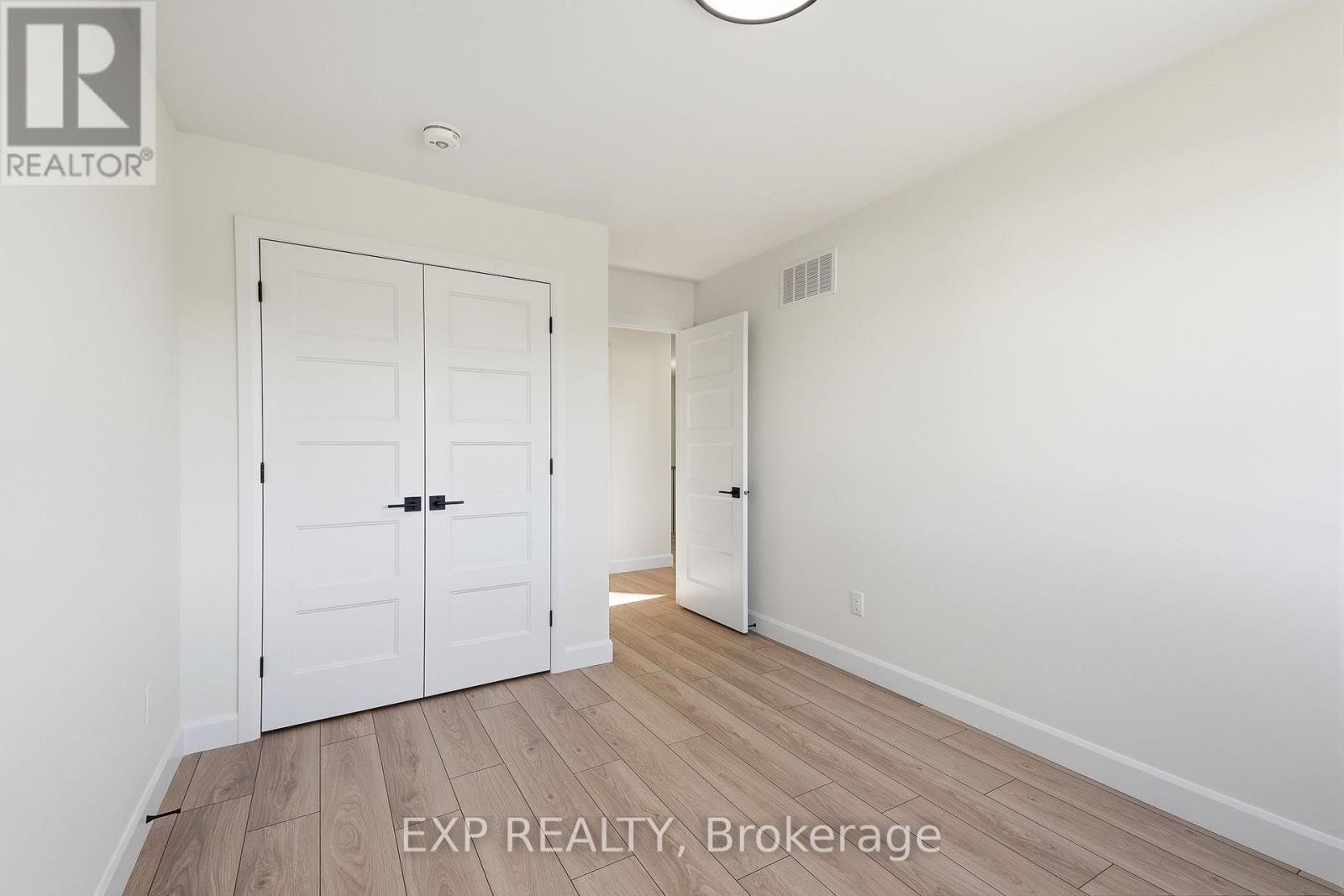 144 Elizabeth Street Property Photo 18