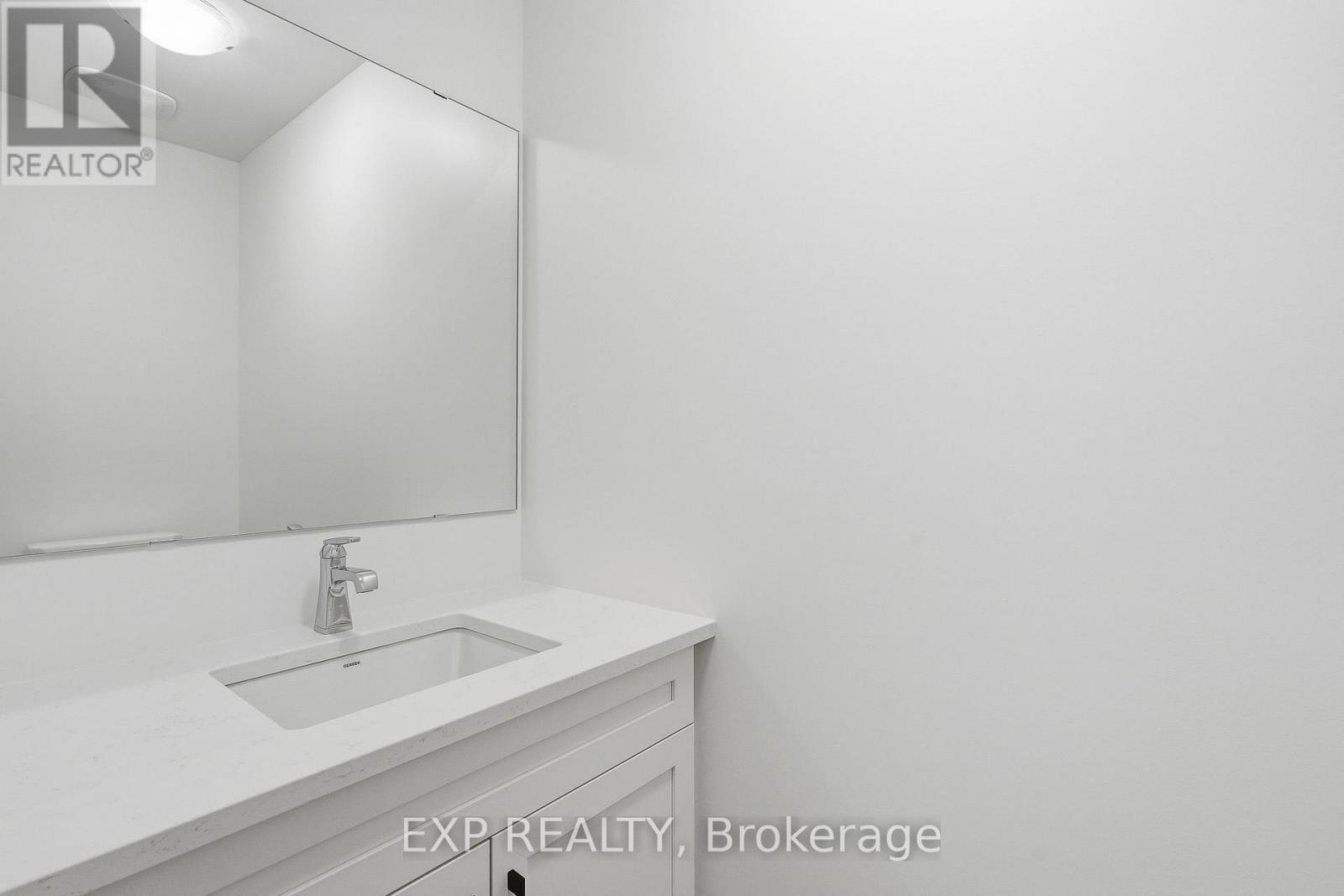 136 Elizabeth Street Property Photo 3