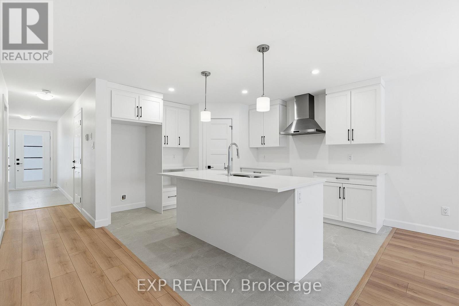 136 Elizabeth Street Property Photo 5
