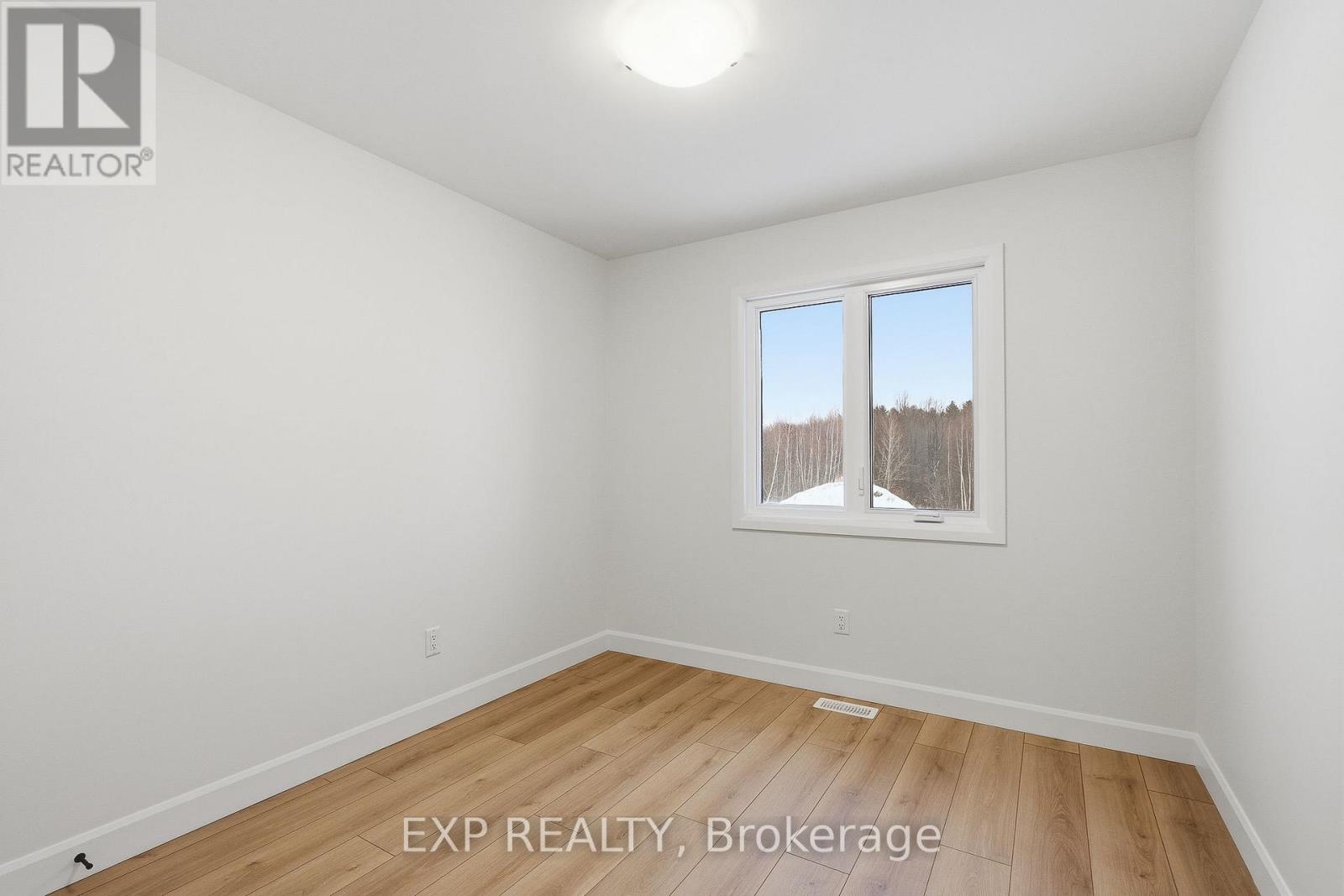 136 Elizabeth Street Property Photo 15