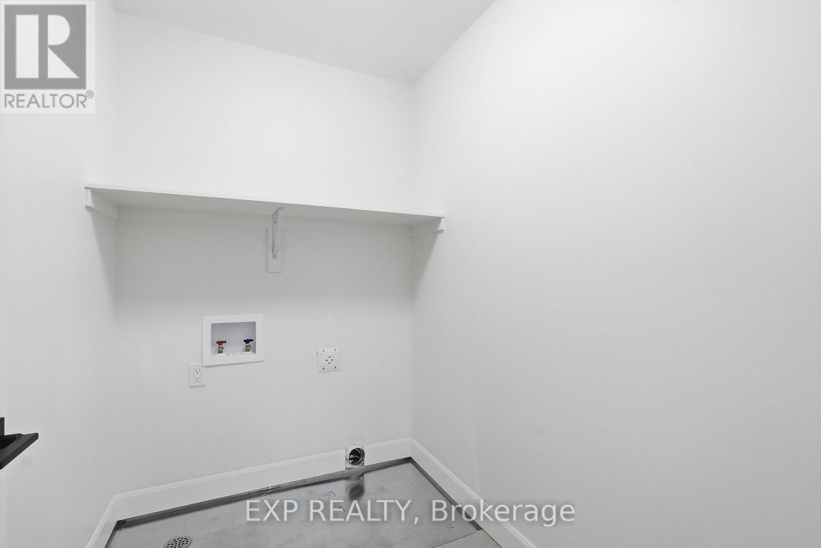 136 Elizabeth Street Property Photo 17