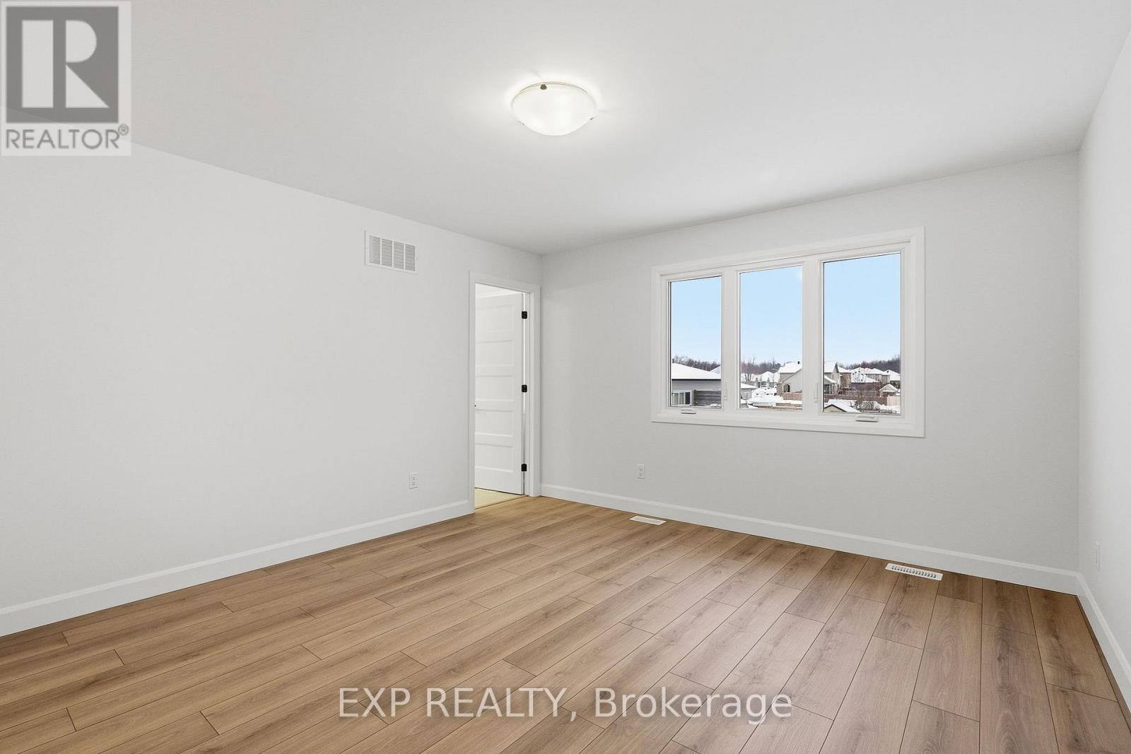 136 Elizabeth Street Property Photo 19