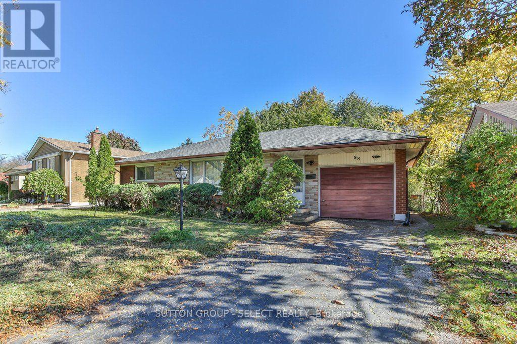 88 Ebury Crescent Property Photo 1