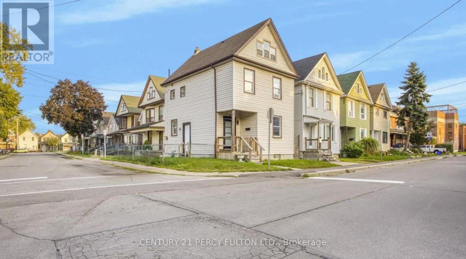 130 Stirton Street Property Photo 2
