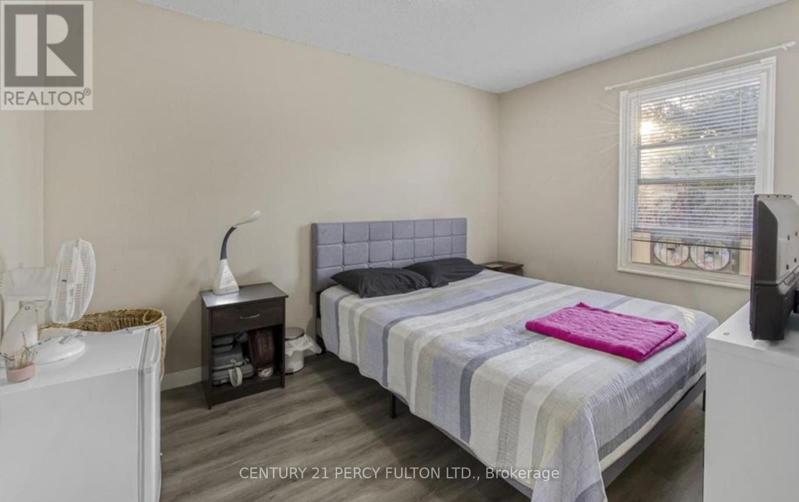 130 Stirton Street Property Photo 14