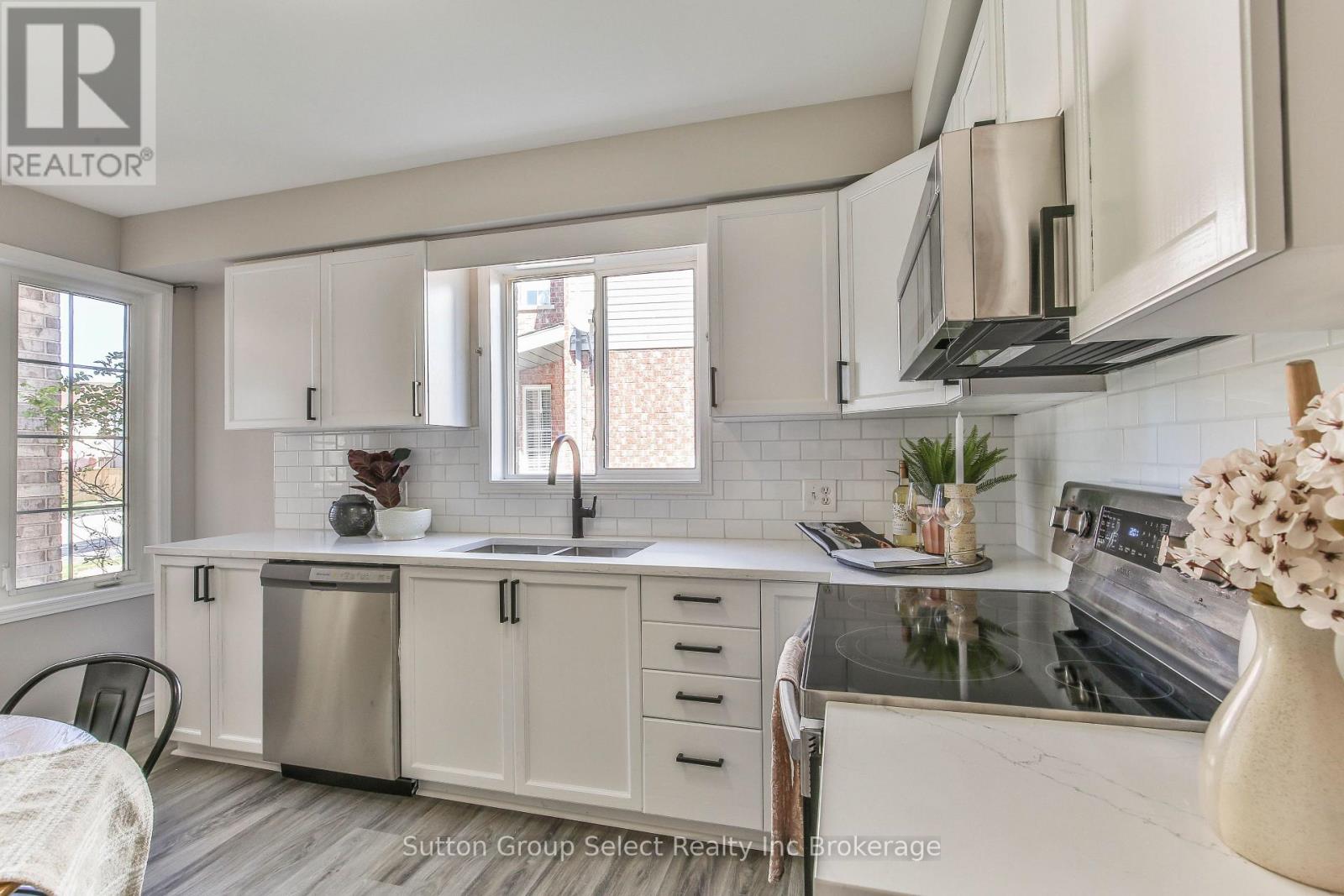 1106 Nellis Street Property Photo 10