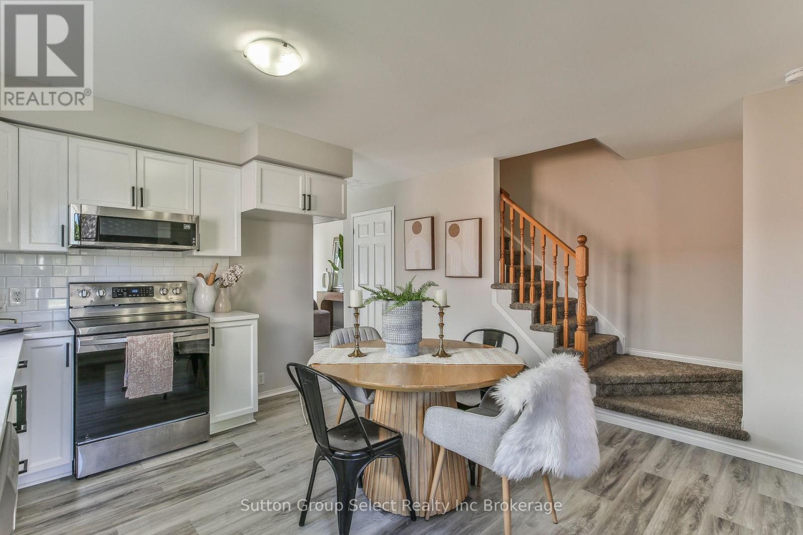 1106 Nellis Street Property Photo 11