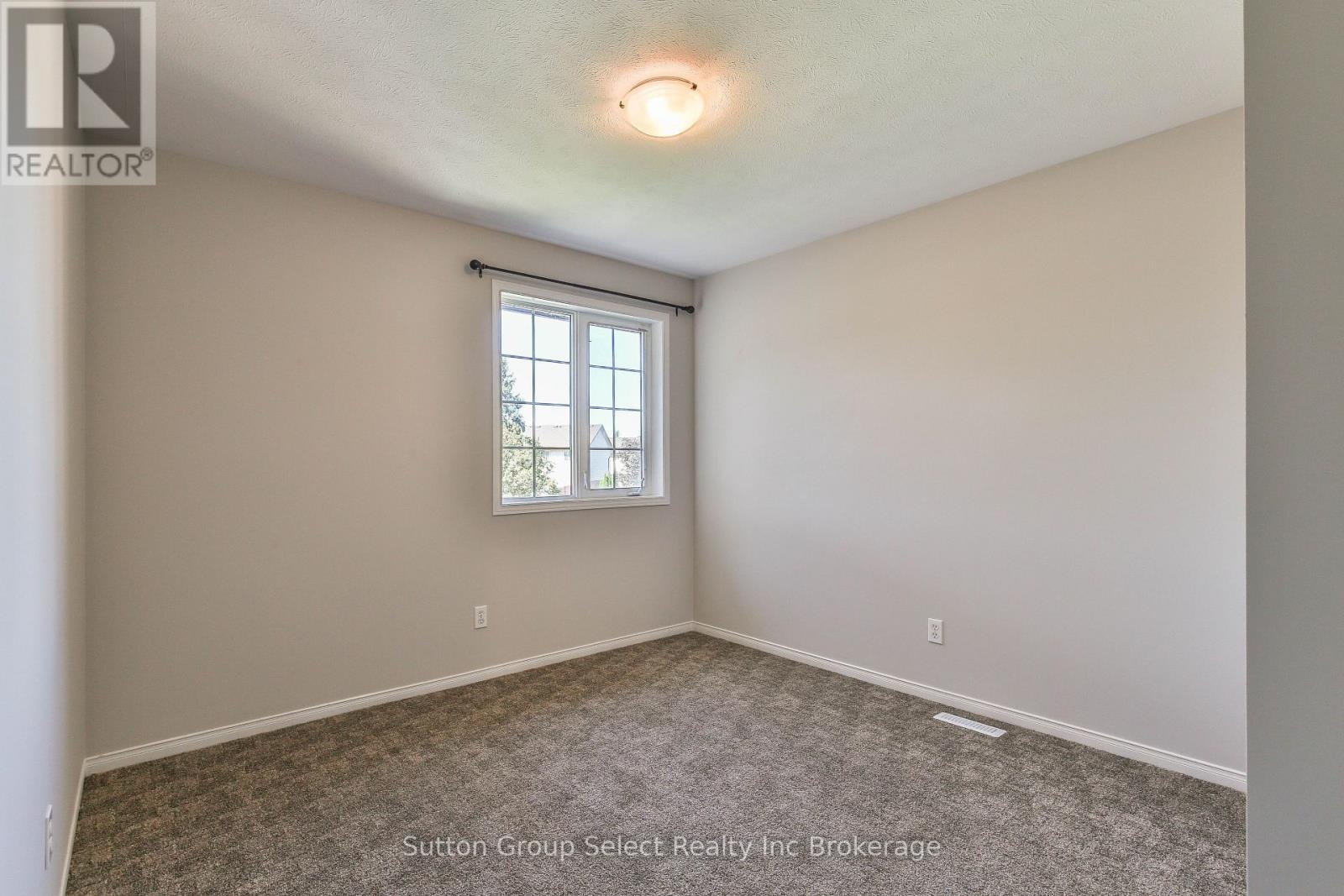 1106 Nellis Street Property Photo 20