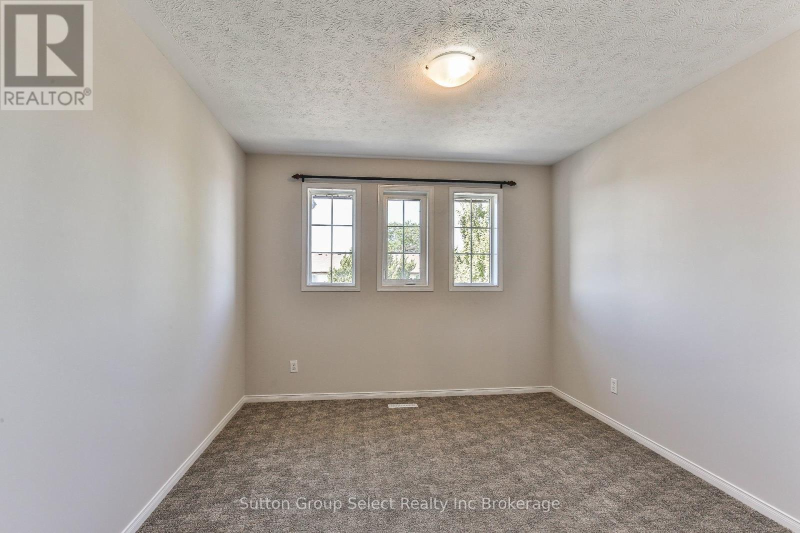 1106 Nellis Street Property Photo 22