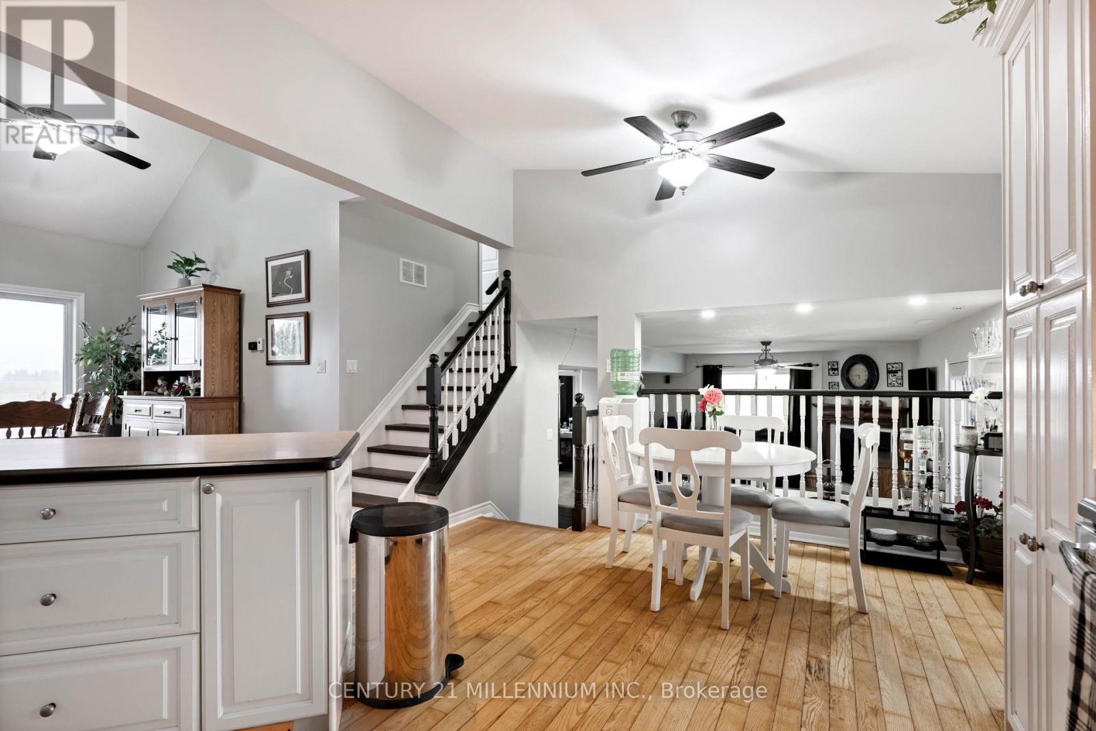395115 County Road 12 Road Property Photo 17