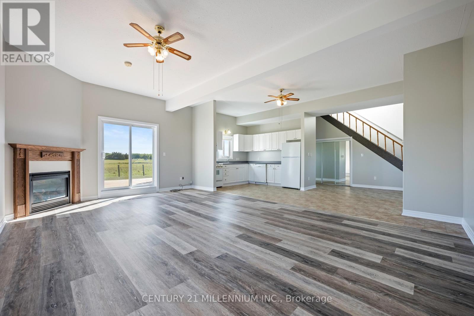 395115 County Road 12 Road Property Photo 37