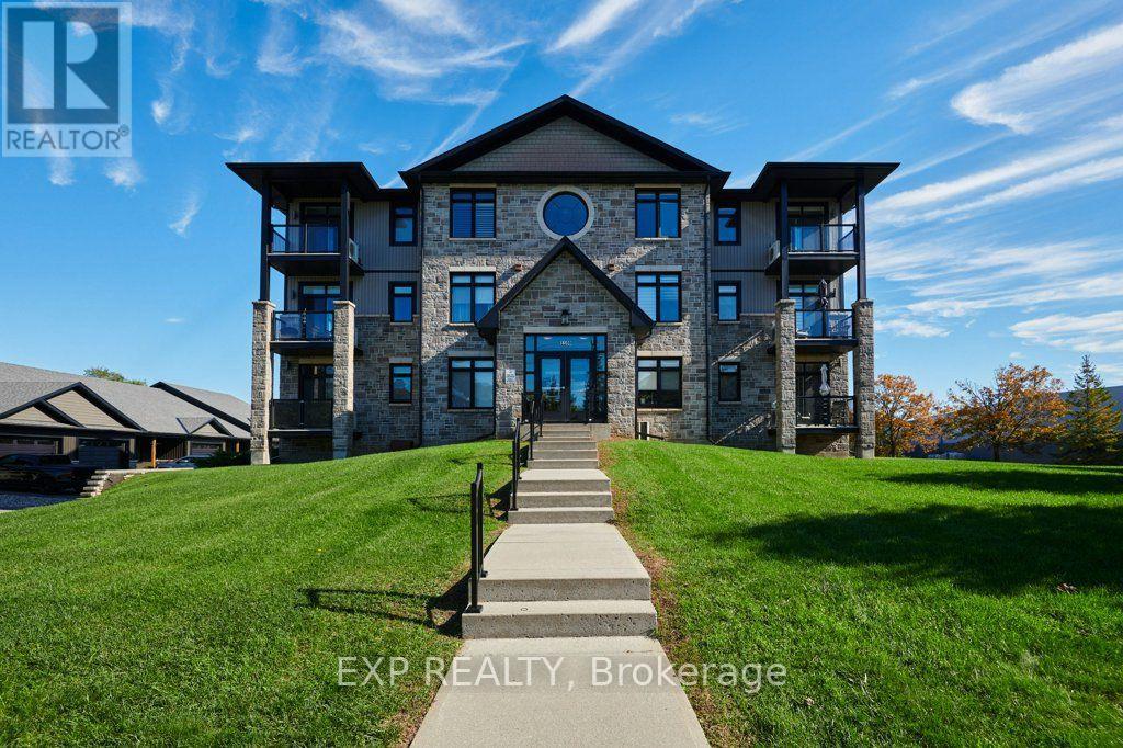 202 - 1109 MILLWOOD AVENUE Property Photo 1