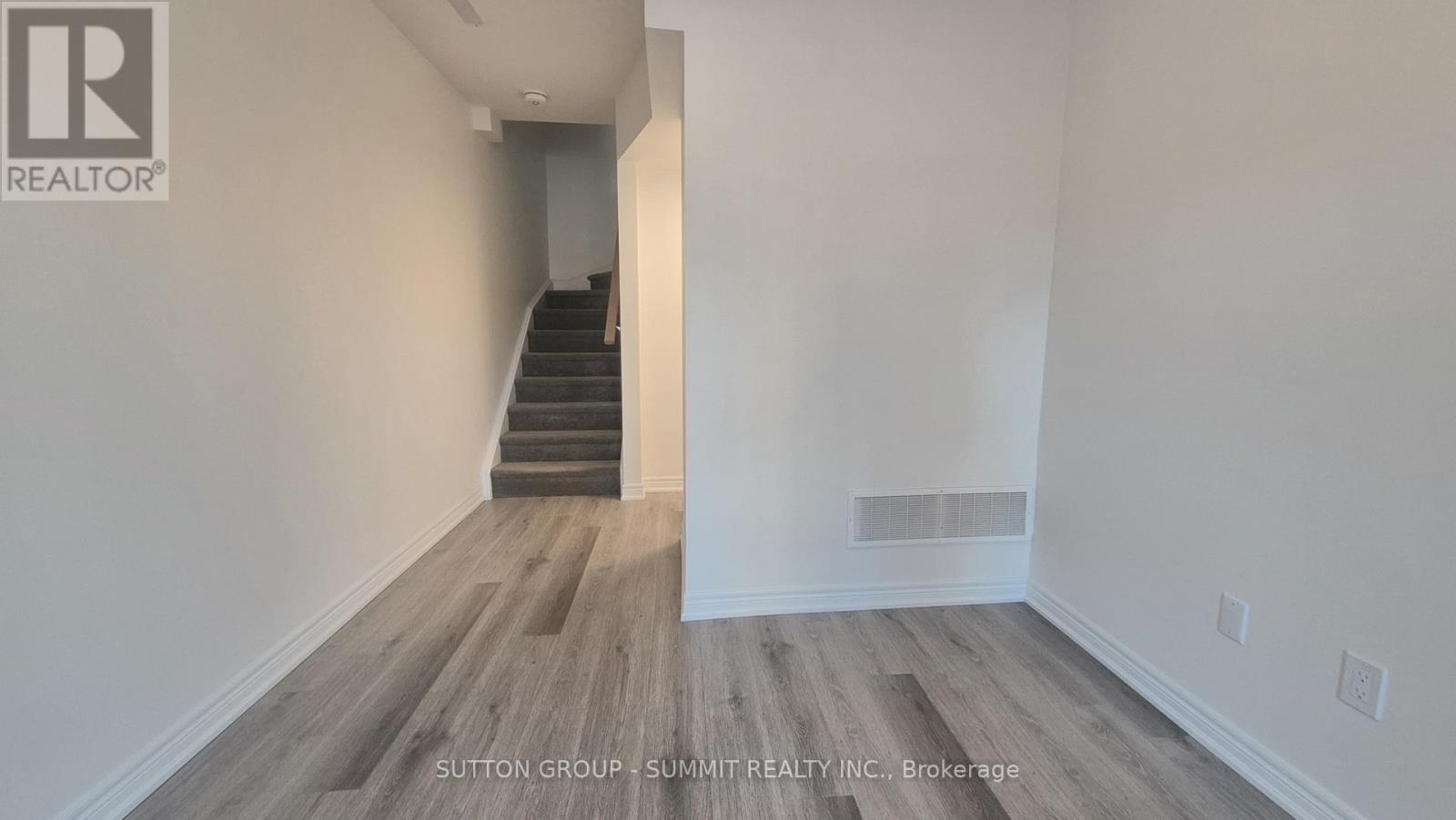 104 Dryden Lane Property Photo 13