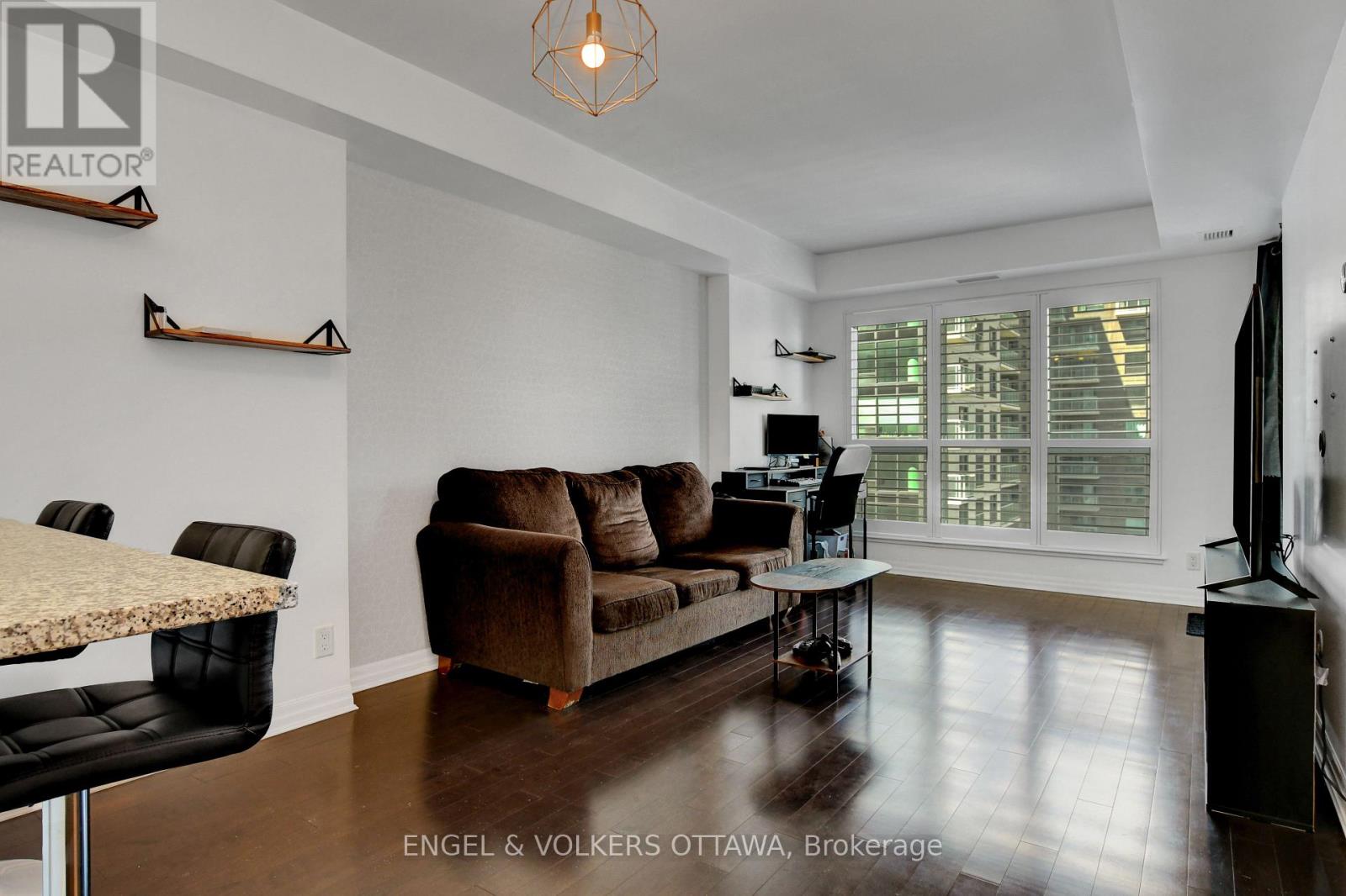 1305 - 242 Rideau Street Property Photo 10