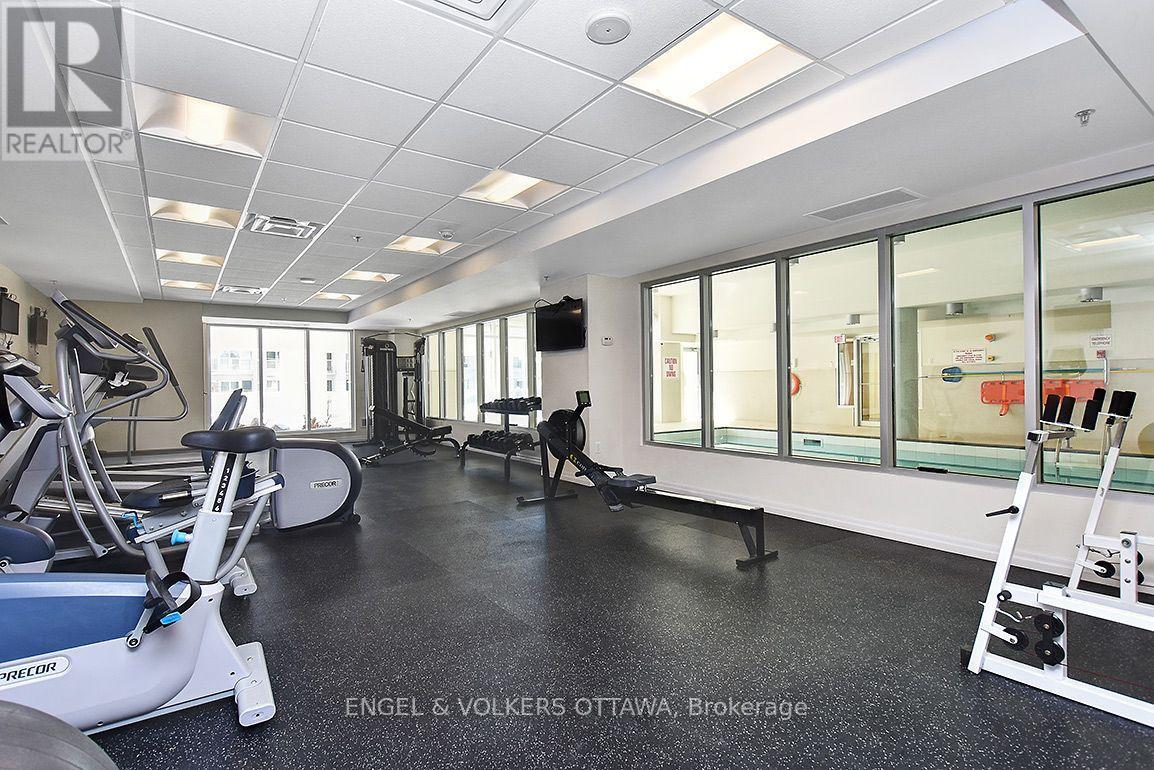 1305 - 242 Rideau Street Property Photo 25