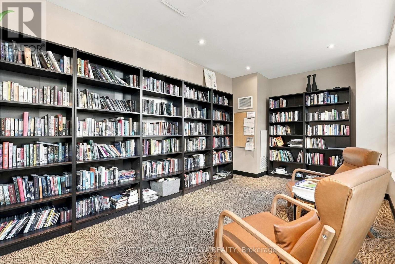 1012 - 138 Somerset Street W Property Photo 23