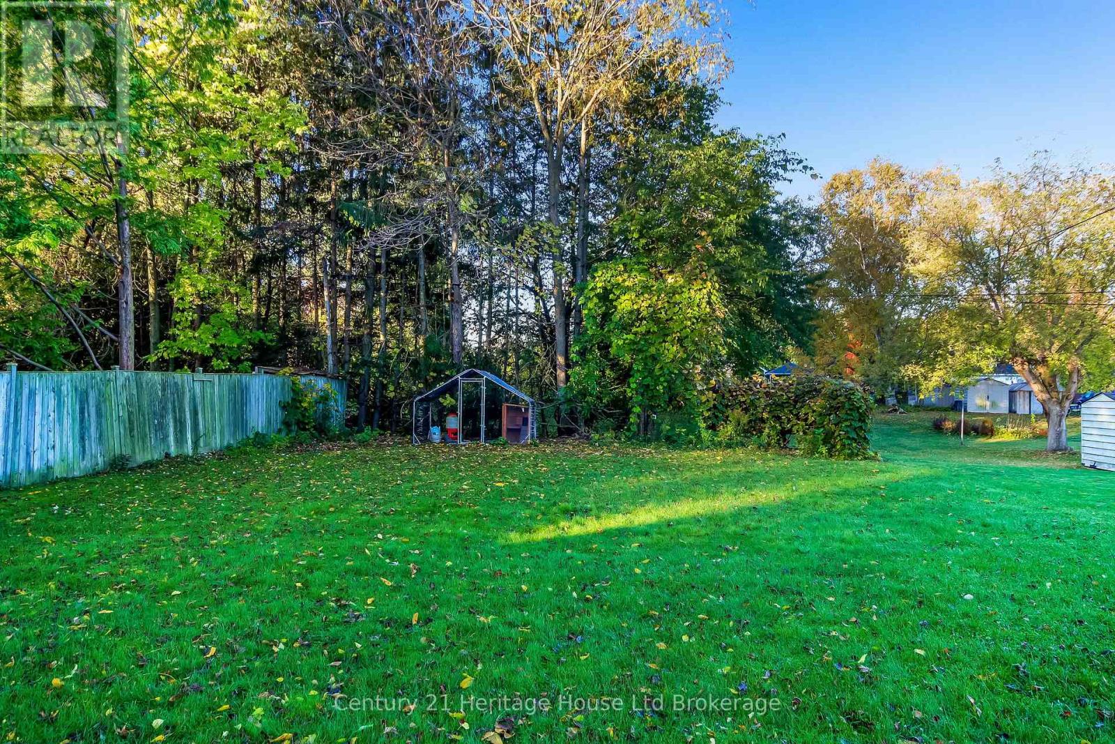 66 Bee Street Property Photo 5