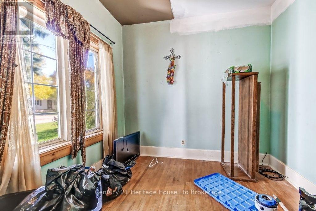 66 Bee Street Property Photo 11