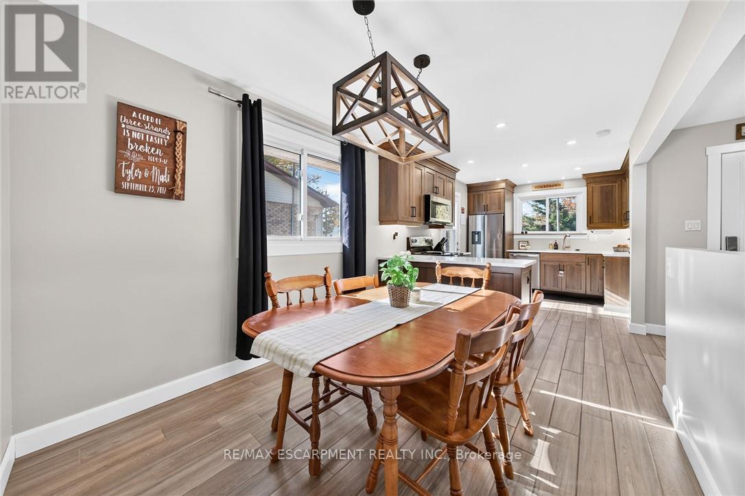 225 Maccrae Drive Property Photo 8