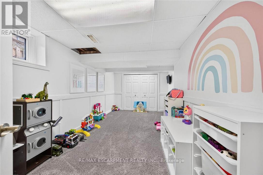 225 Maccrae Drive Property Photo 29