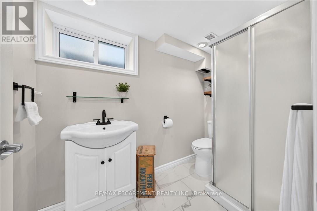 225 Maccrae Drive Property Photo 36