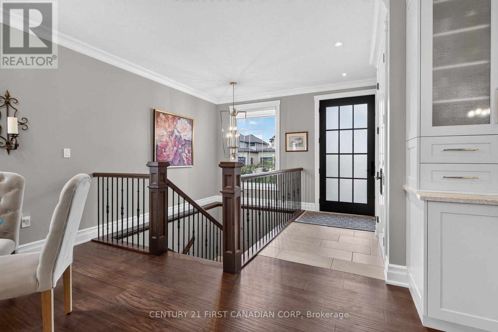 53 Wayside Lane Property Photo 4
