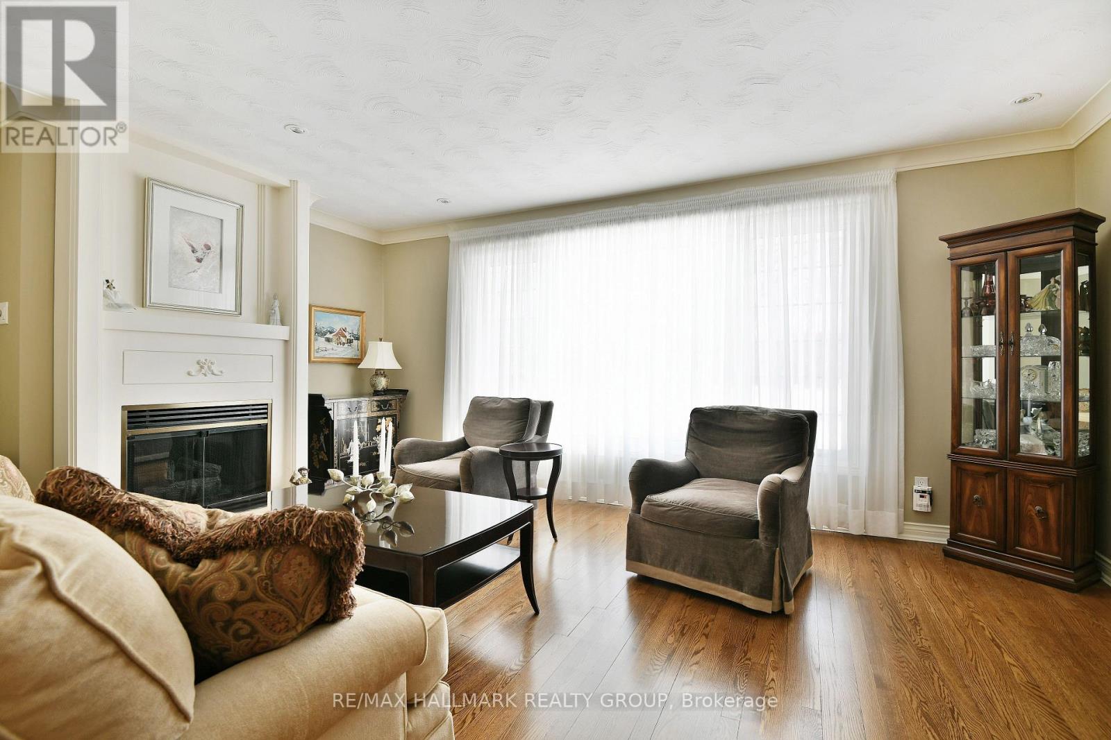 886 Trojan Avenue Property Photo 8