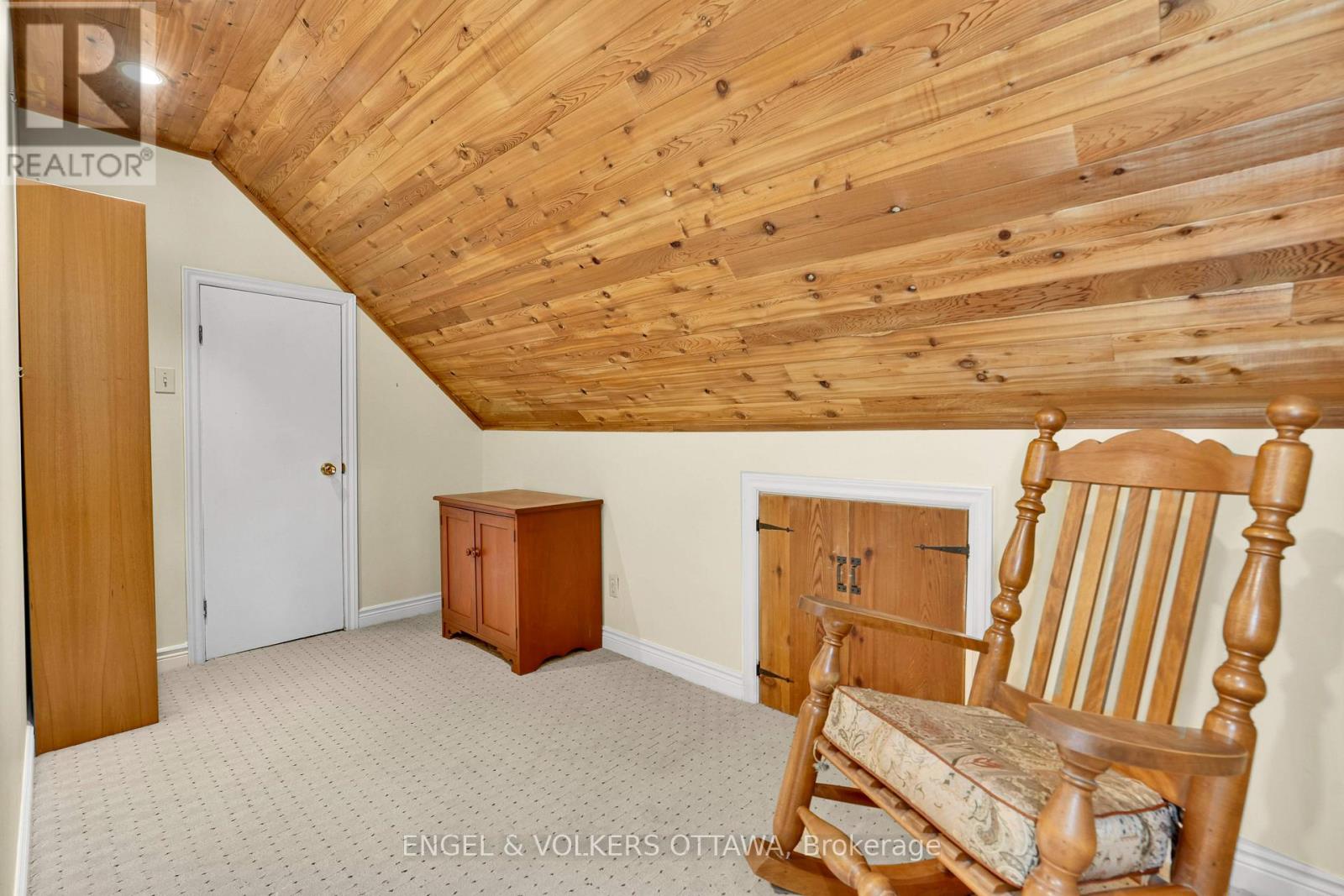 7 Mid Pines Grove Property Photo 29
