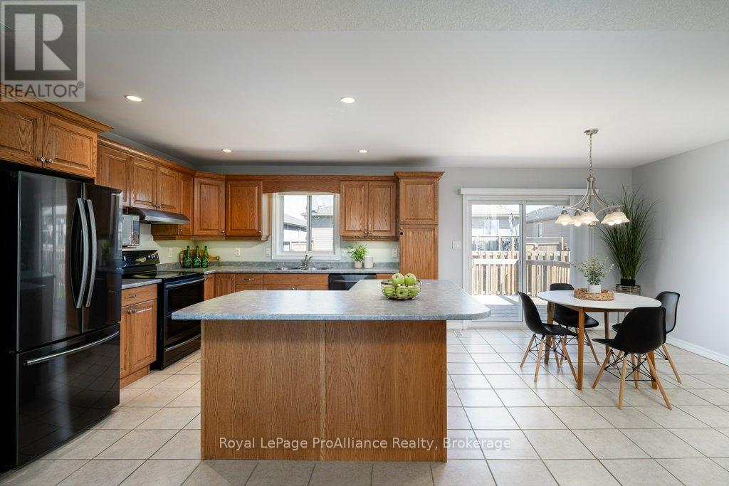 35 Forest Valley Drive Property Photo 10