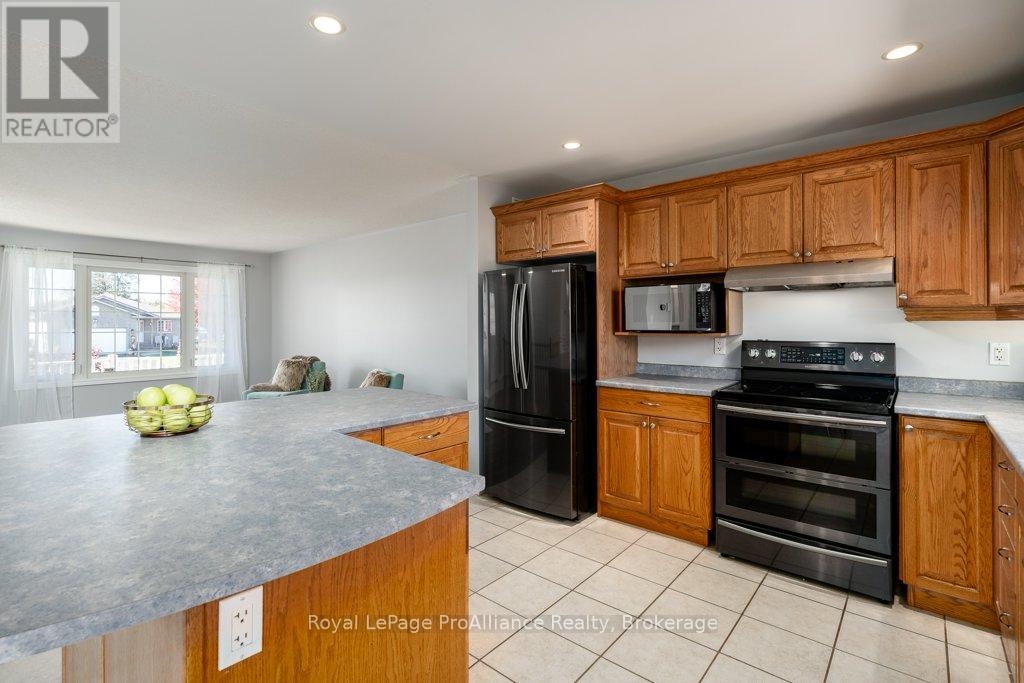 35 Forest Valley Drive Property Photo 12