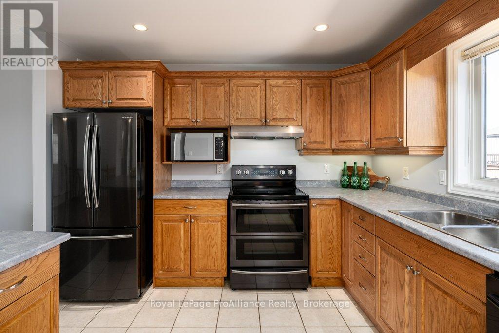 35 Forest Valley Drive Property Photo 13