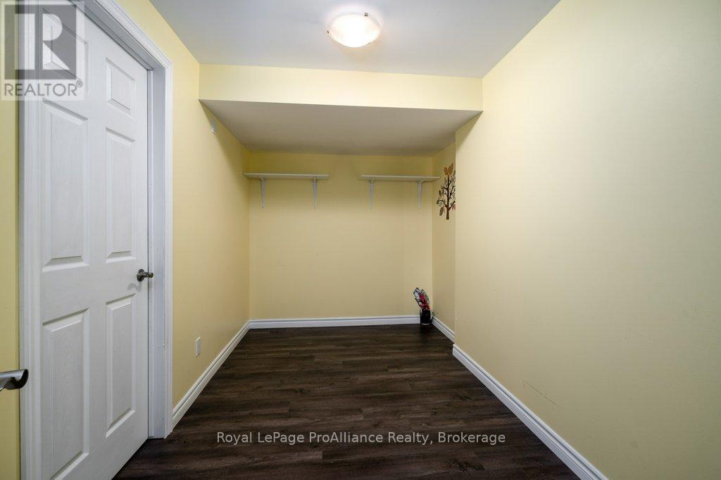 35 Forest Valley Drive Property Photo 34