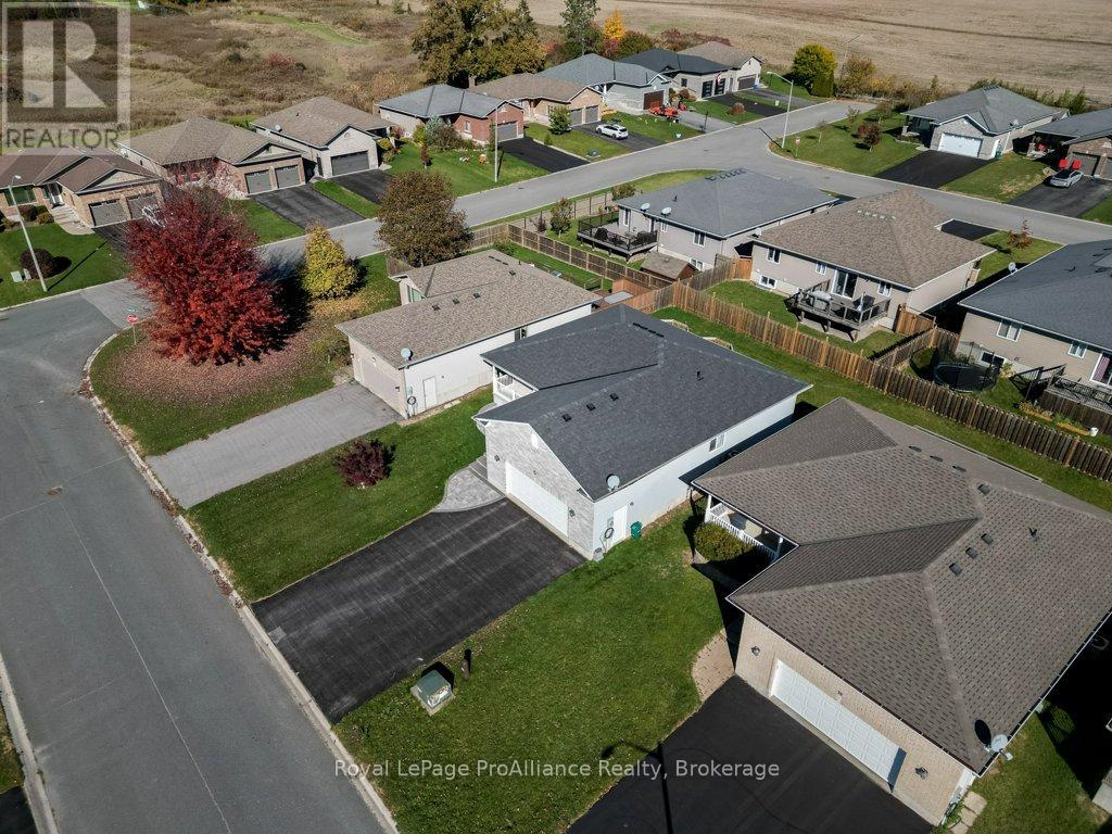 35 Forest Valley Drive Property Photo 41