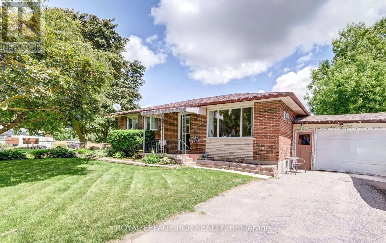 309 William Street Property Photo 2