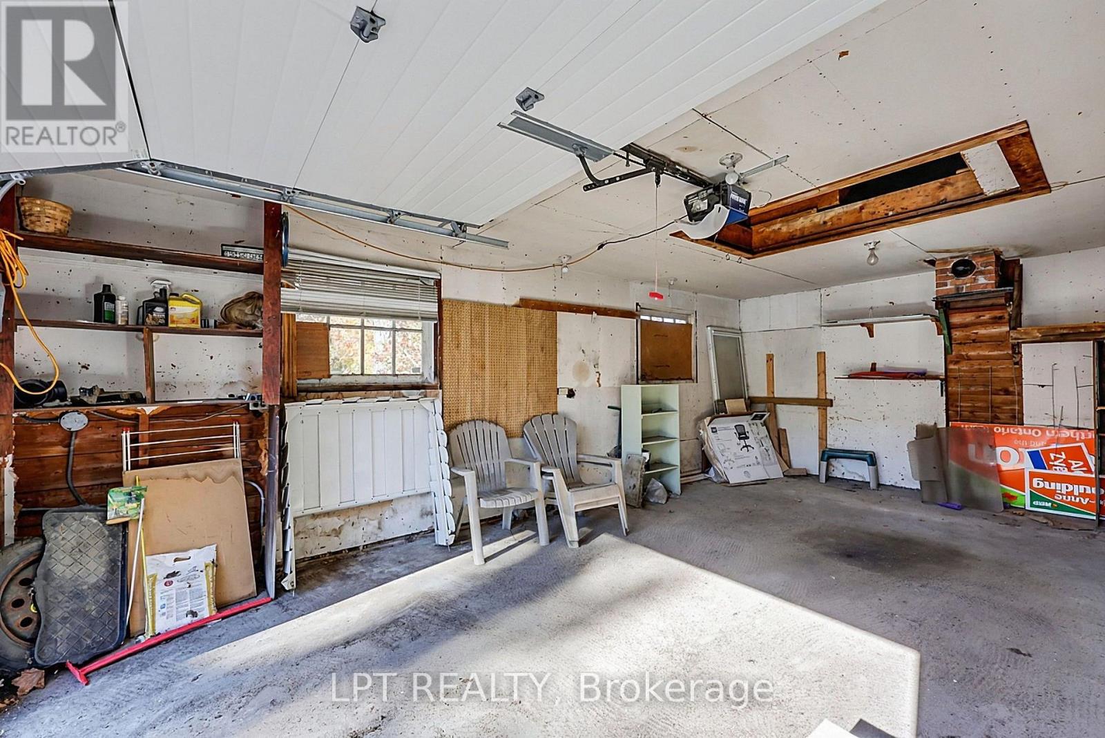 190 Winewood Avenue W Property Photo 46