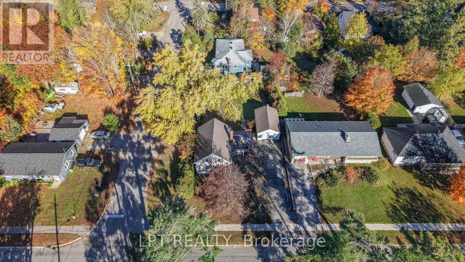 190 Winewood Avenue W Property Photo 48