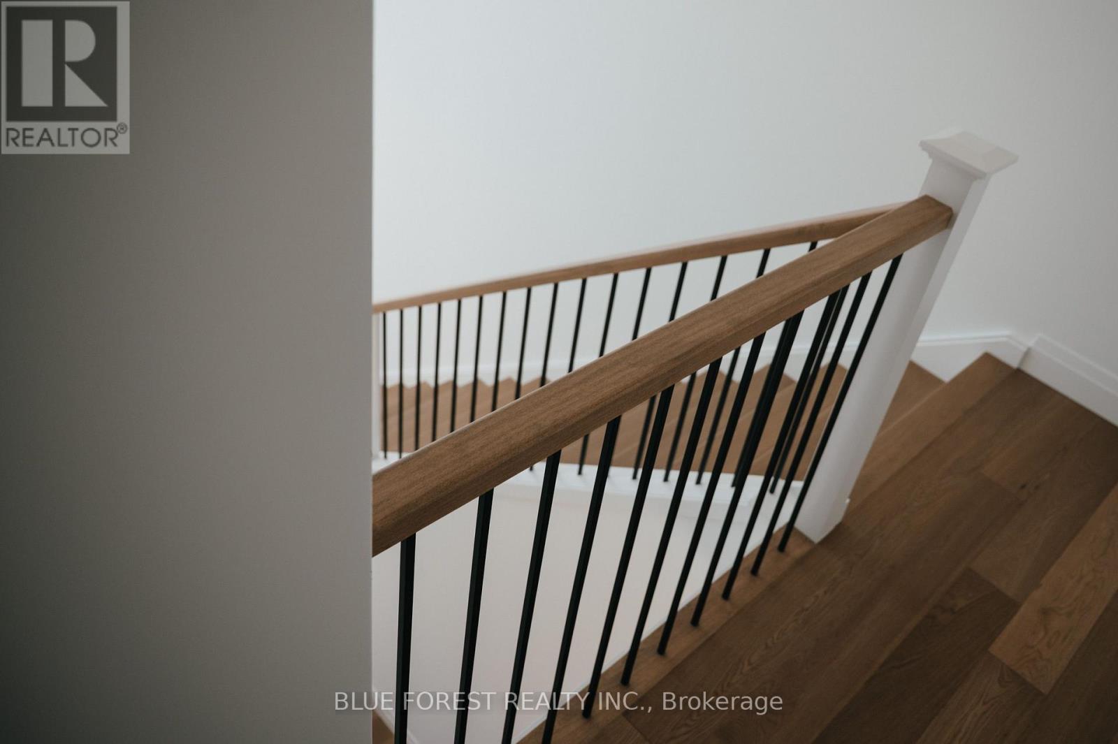 172 Renaissance Drive Property Photo 16
