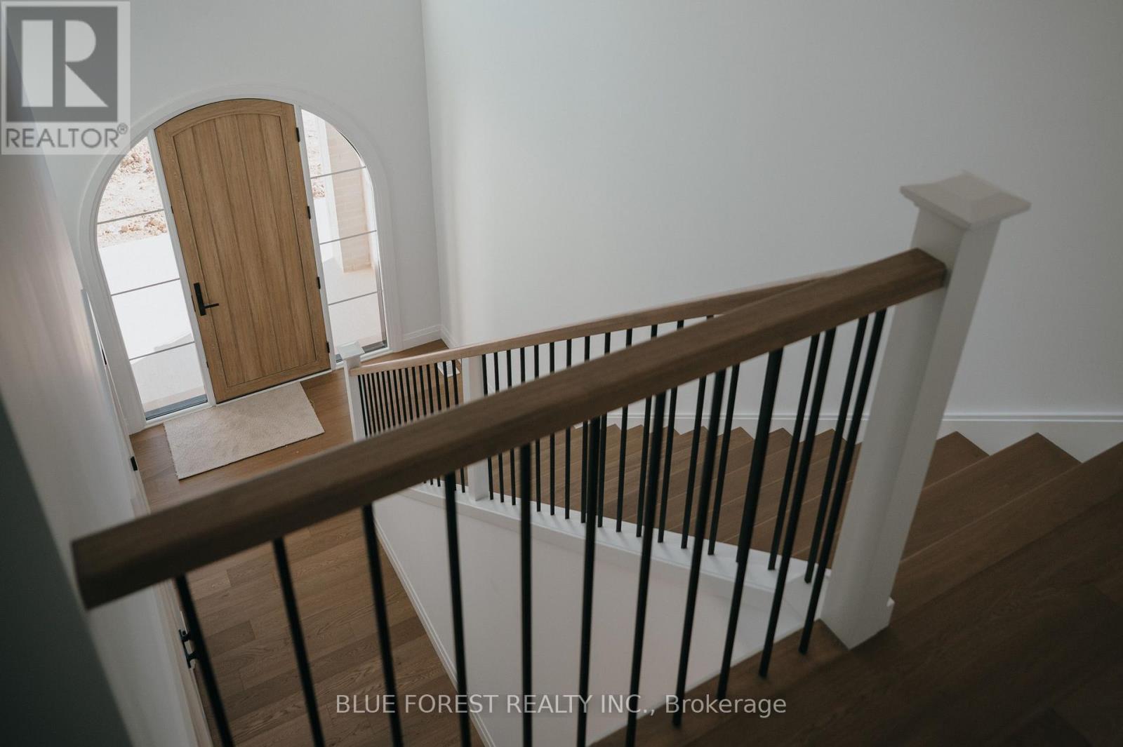 172 Renaissance Drive Property Photo 17