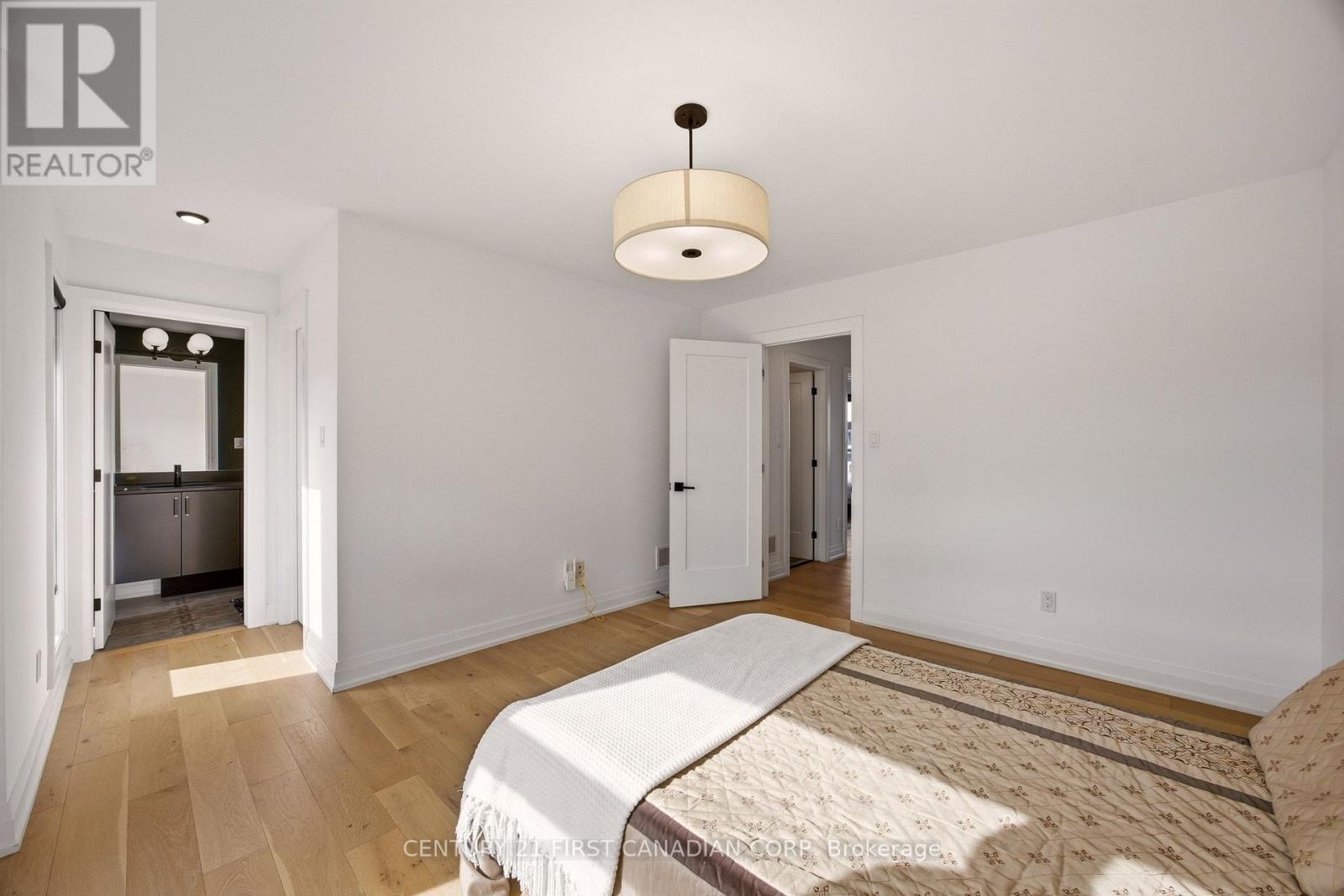 8 - 231 Callaway Road Property Photo 26