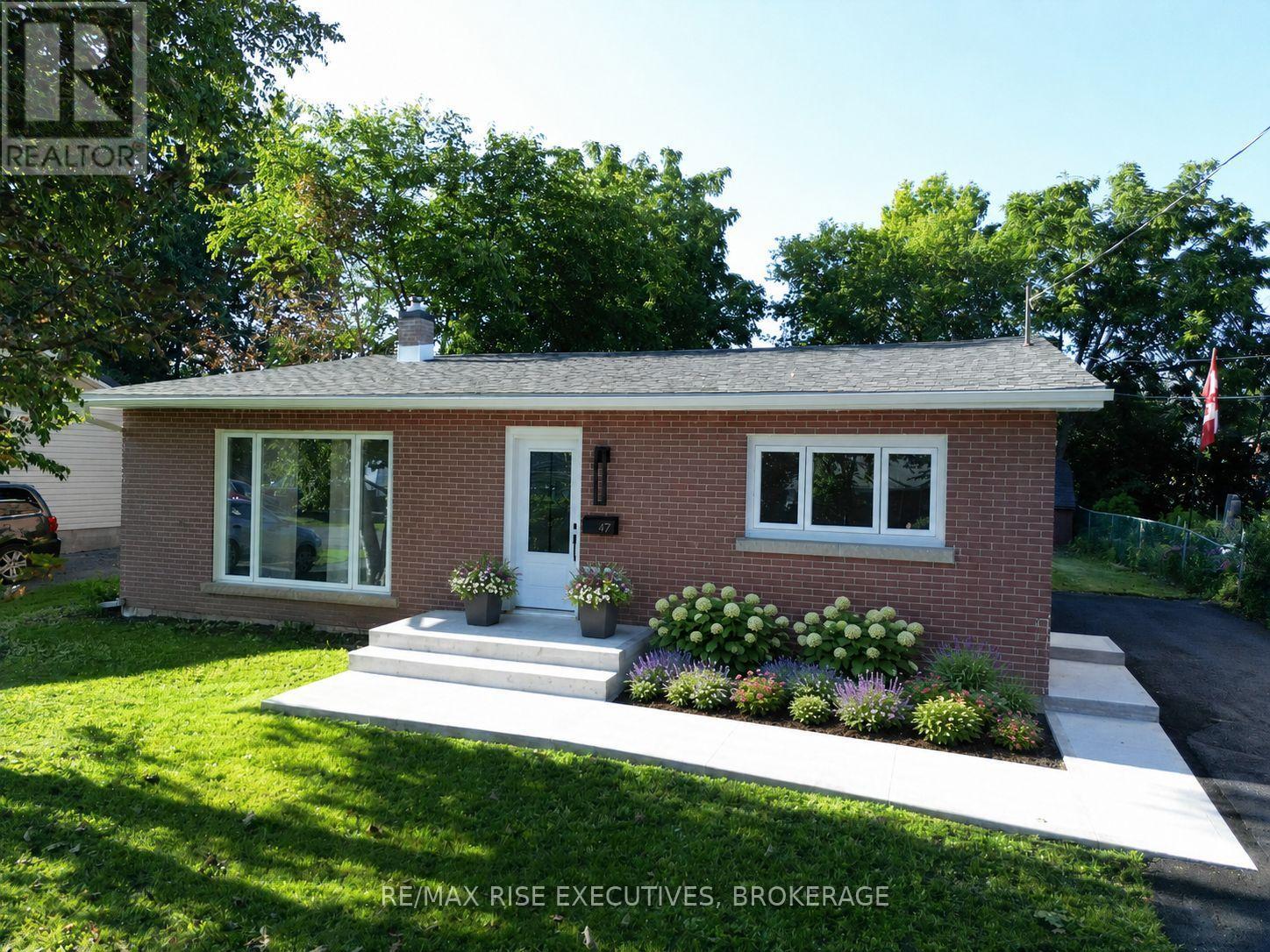 47 Henry Crescent Property Photo 6