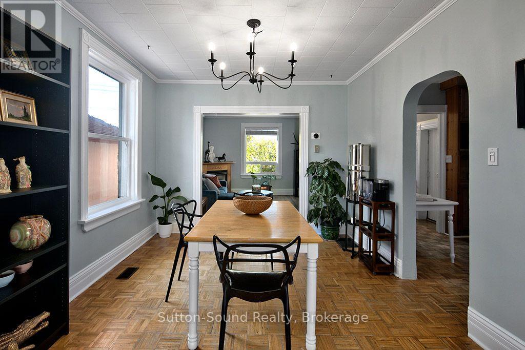 1219 2nd Avenue E Property Photo 10