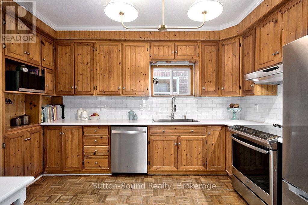 1219 2nd Avenue E Property Photo 11