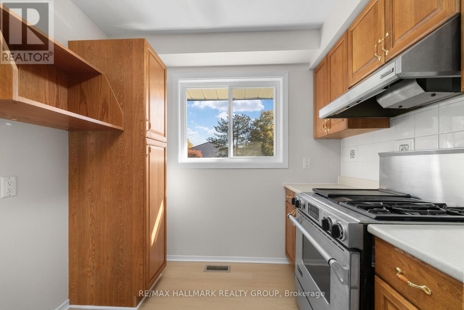 1a Forester Crescent Property Photo 9